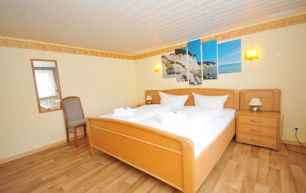 Ferienhus Baabe Fewo 01 Terrasse, Sauna- Und Schwimmbadnutzung Im Ahoi Sellin Buitenkant foto