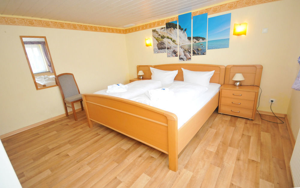 Ferienhus Baabe Fewo 01 Terrasse, Sauna- Und Schwimmbadnutzung Im Ahoi Sellin Buitenkant foto