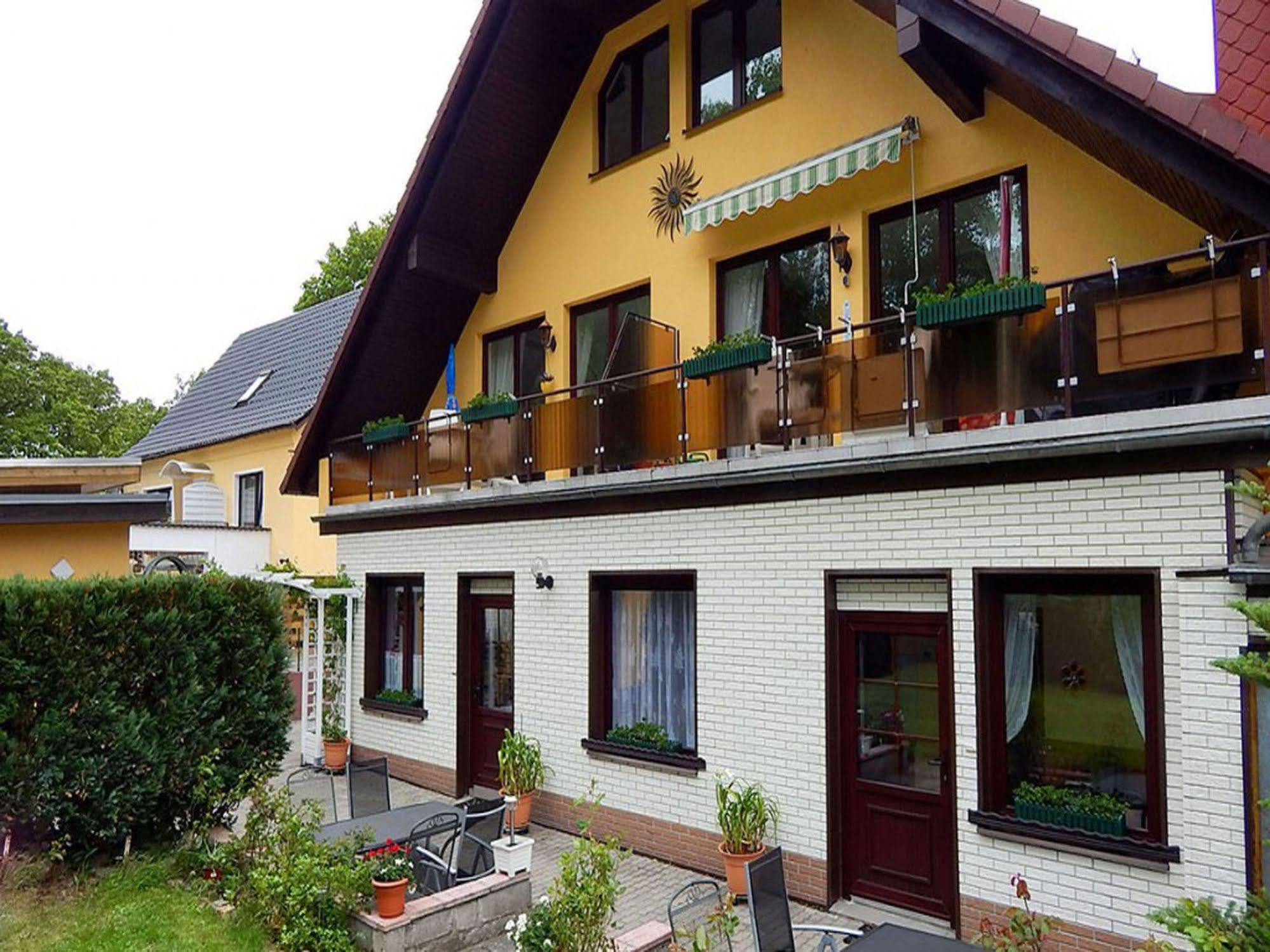 Ferienhus Baabe Fewo 01 Terrasse, Sauna- Und Schwimmbadnutzung Im Ahoi Sellin Buitenkant foto