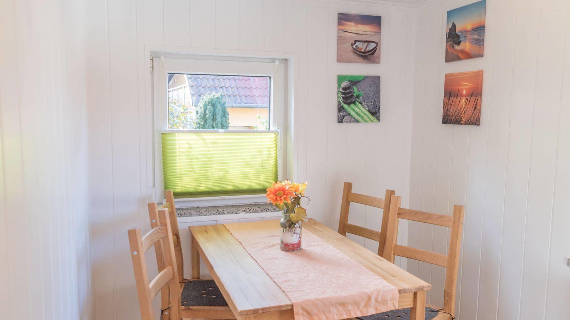 Ferienhus Baabe Fewo 01 Terrasse, Sauna- Und Schwimmbadnutzung Im Ahoi Sellin Buitenkant foto
