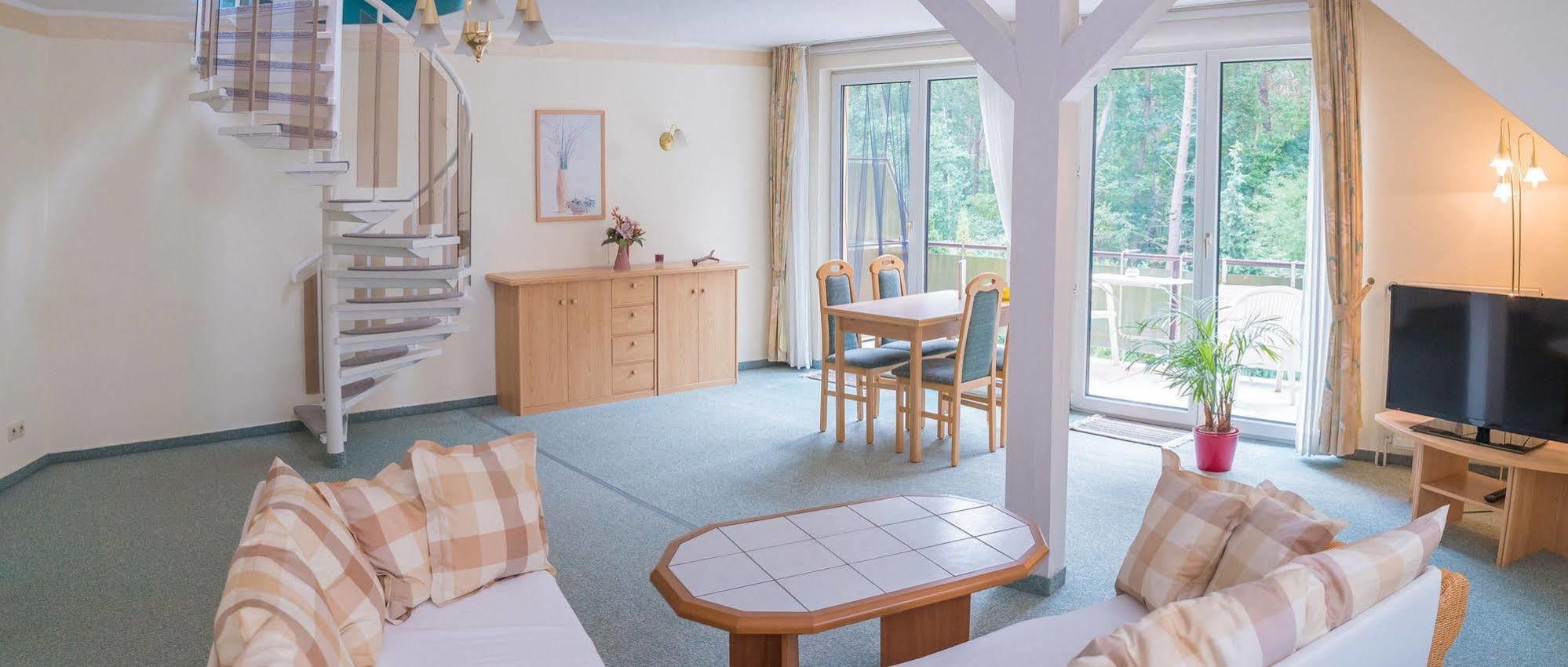 Ferienhus Baabe Fewo 01 Terrasse, Sauna- Und Schwimmbadnutzung Im Ahoi Sellin Buitenkant foto